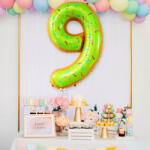 Flippy Balon din Folie Metalizata Flippy, Figurina Cifra, Imprimeu Gogosi, Tema Aniversare 100 cm, Ambalaj Individual, Pai inclus, Umflare cu Aer sau Heliu, Multicolor, Cifra 5 (teo-129131)