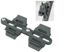 SKS Germany Cage Shifter Plus kulacstartó pozícionáló adapter, oldalsó rögzítőfülekkel, műanyag, fekete