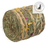 TRIXIE Hay roll with blossoms - kiegészítő eleség (szénabála cellulóz szalaggal) rágcsálók részére (500g) (028-60798)