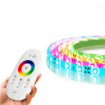 PHENOM Magic RGB LED futófény 5 méter, adapterrel és érintésérzékeny vezérlővel (100+ program) (37048)