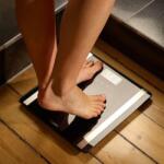Deuba Cantar corporal digital LCD, analiza rezistentei bioelectrice, procentul masei musculare/osoase/grasimi/apa din corp, max. 180 kg (DBA-8106475) Cantar baie