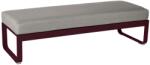 Fermob Szürkésbarna kárpitozott pad Fermob Bellevie 148 cm cseresznyepiros talppal (FB-8494-B9-B8)