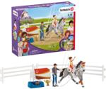 Schleich Horse Club Mia lovaglókészlete figura készlet
