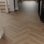 Republic / GT Flooring Parchet SPC 7 mm Herringbone Bigger5 Lion / Africa Stejar ton mediu REAFCL002 / GTAFCL002