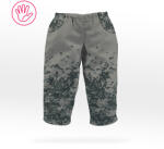 Takoy Szabásminta panel babaruházat varrásához - Jaxon nadrág (textiljáték figurákra) - pixeles terepminta