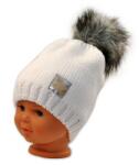 Baby Nellys Téli sapka pom pommal - fehér