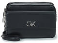Calvin Klein Jeans Válltáskák CK RE-LOCK POCKET CAMERA BAG Fekete Egy méret
