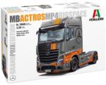 Italeri 1/24 Mercedes-Benz Actros MP4 Big Space kamion makett (3968S) - innotechshop