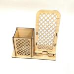  Telefon- és tolltartó, alap mérete: 17, 5x8 cm, magassága: 17 cm