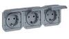 Legrand Plexo 55 3x2P+F elővezetékezett vízszintes csatlakozóaljzat csapófedéllel, szürke 069578L Legrand (069578L)