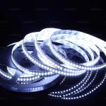 OPTONICA 12V-os Sűrű 204 led/m 3528 Led szalag 6000 Kellvin 1200 Lumen 1 év gar (4761)