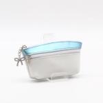 Amnisu fehér / metálkék kettő cipzáras bőr kulcstartó b3002