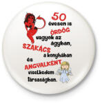 printfashion 50 évesen is ördög - Kitűző, hűtőmágnes - Fehér (17576736)
