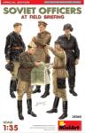 MiniArt Models 1/35 Szovjet tisztek eligazításon katonai figura modell (35365)