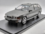 BMW E39 540i touring (1997) - szürke - KK Scale - 1: 18