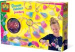 SES Creative Making A Glittering Dream Catcher (107814707)