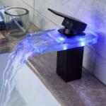 Balneum Black mosdó csaptelep szögletes led világítással (BL-RY006)