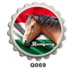 Neves Ajándék Kupak mágnes 8 cm - Barna ló hungary - Lovas ajándékok fehér (Q069)