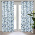 Takoy Sötétítő függöny ROSALI könnyű mikroszálas anyagból festett kék gallyak nyomattal