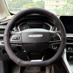 HD Bőr Kormányvédő 37cm, Fekete Piros