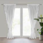 Takoy Perdea KAREN din etamină decorată cu volane pe părțile laterale, în set și șnurul decorativ 140 x 270 cm