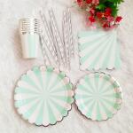  Menta-fehér papírpohár 10 db - partyzunk