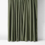 Goldea sötétítő függöny blackout szatén fényű - olivaszínű 270x220 cm