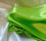  élénkzöld szatén selyem (1, 5 m széles)