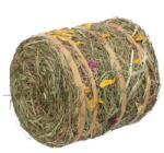 TRIXIE Hay roll with blossoms - kiegészítő eleség (szénabála cellulóz szalaggal) rágcsálók részére (500g)