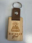  Egyedi fa kulcstartó "Birthday girl