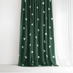 Goldea pamut drapéria - szívecskék, sötétzöld alapon 180x150 cm