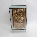 Pet King 50 x 40 x 90 cm | Prémium minőségű terrárium | 3D sziklaháttérrel