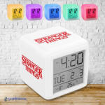 Time4Gift Stranger Things fehér logo színváltós világító ébresztő óra