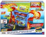 Mattel Hot Wheels City: Многоетажна автомивка с писта и кола, сменяща цвета си (HTN80)