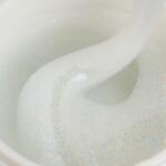Everin Liquid Polygel Everin 032 - Sweet Nothing | HEMA & TPO Free | Alb translucid cu sclipici irizat (032SN)