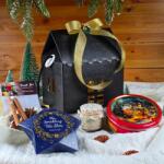  Chirstmas Magic Ajándék Ház - Fekete LED fényfüzérrel