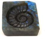 R. M. ékszer Labradorit slab ammonitesz 5-6cm (017724)