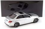  Mercedes-Benz C63 AMG - Modell autó - 1: 18 - Ezüst