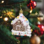 Family Collection Karácsonyfadísz - fényes házikó - 8 x 6 x 4 cm (58587)