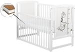 BabyNeeds - Patut din lemn Timmi Girafa 120x60 cm, Cu laterala culisanta, Din lemn de pin si mdf, Stabil si rezistent, Inaltime saltea reglabila pe 3 nivele, Laterala cu 3 bete detasabile, EN716-1, EN716, Alb +