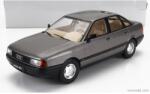  Audi 80 B3 1989 1: 18 Triple 9 modellautó