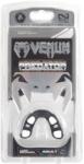 Venum Predator fogvédő Black/White