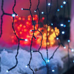  Toldható LED jégcsapfüzér 3, 0 x 0, 4 m 100 db hideg fehér LED-del, fekete kábellel (KAT 205)