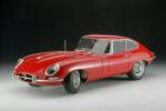 Revell 07717 Jaguar E Type autó műanyag makett 1: 8 (07717) (07717)