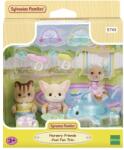 EPOCH Sylvanian Families, Distractie la piscina, set de figurine, 5749 Figurina