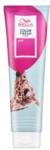 Wella Color Fresh Mask Интензивна възстановяваща цветна маска За всякакъв тип коса Pink 150 ml