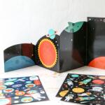 Petit Collage - Űrutazás matricás foglalkoztató (ZKUK0810073342675)