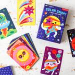 Mudpuppy - Solar Snap! Bolygós kártyajáték (ZKUK9780735379138)