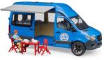 BRUDER Свободно време - MB Sprinter Camper с шофьор (02684)