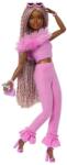 Mattel Barbie Deluxe Model rózsaszín nadrágkosztüm